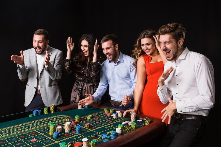 Mobile table interface and results Mobile phone screen displaying European Roulette betting table with results ticker